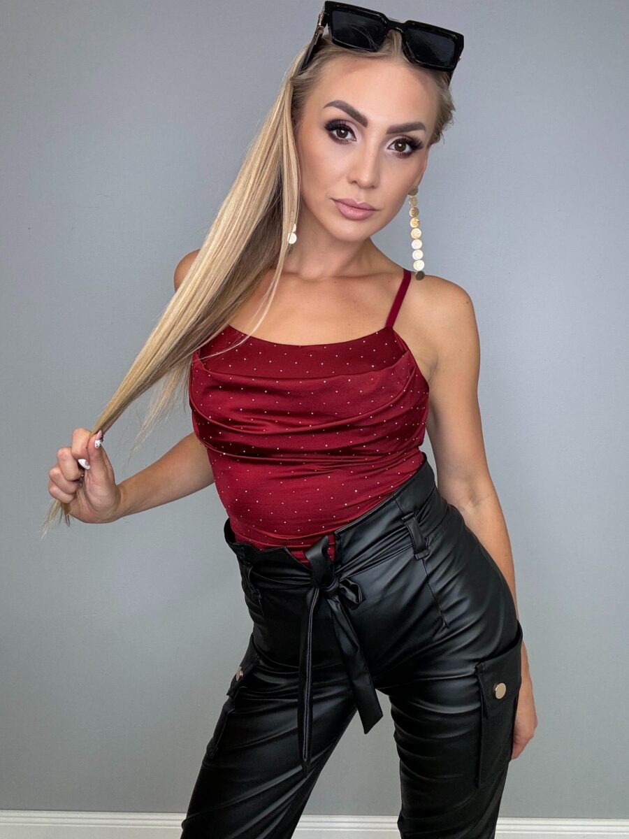 Body bordowe na ramiączkach z cyrkoniami - obrazek 4