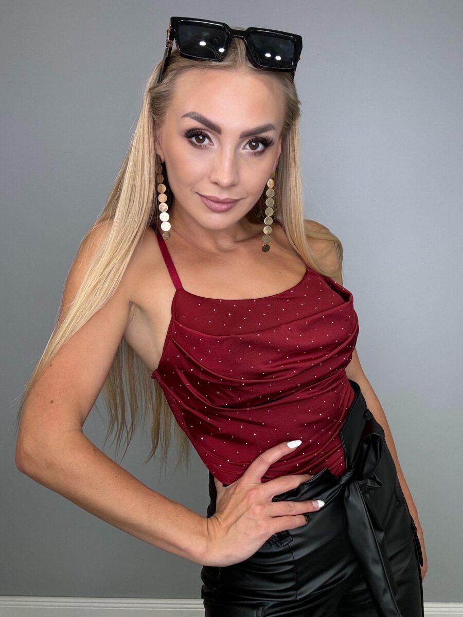 Body bordowe na ramiączkach z cyrkoniami - obrazek 5