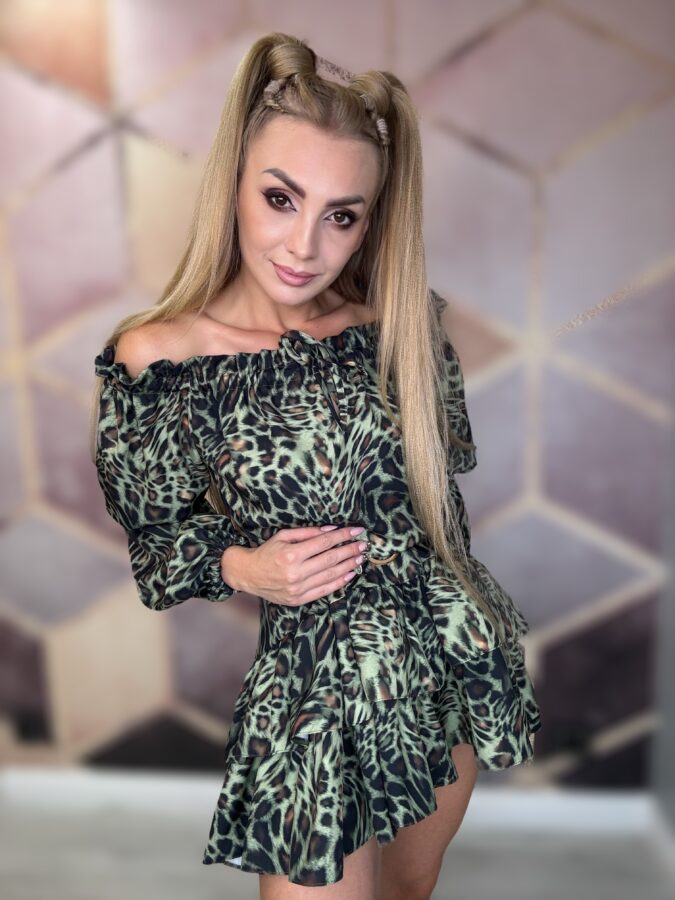 Piekna-i-Moda-Kombinezon-rodos-vasari-pantera-zielona-5.jpeg Kombinezon Rodos pantera zielona - obrazek 1