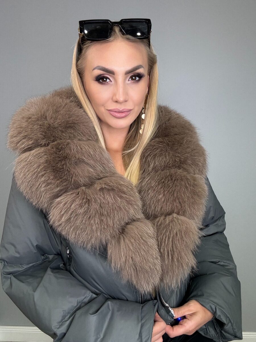 Kurtka szara z bogatym brązowym obszyciem - obrazek 4