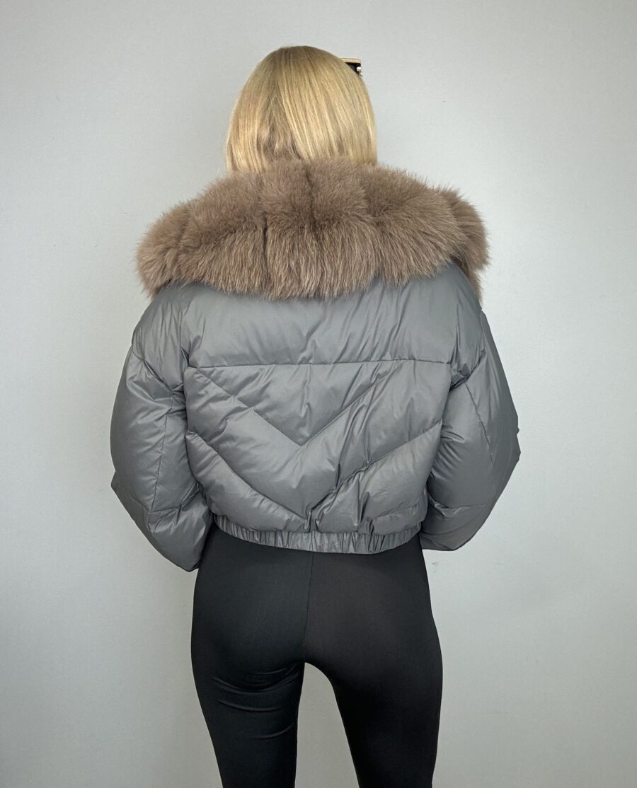 Kurtka szara z bogatym brązowym obszyciem - obrazek 3