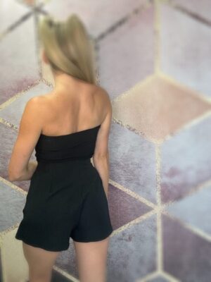 Spodenko spódniczka z rozcięciem czarna - obrazek 3