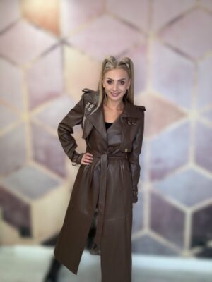 Damski płaszcz z EKO skóry czekolada