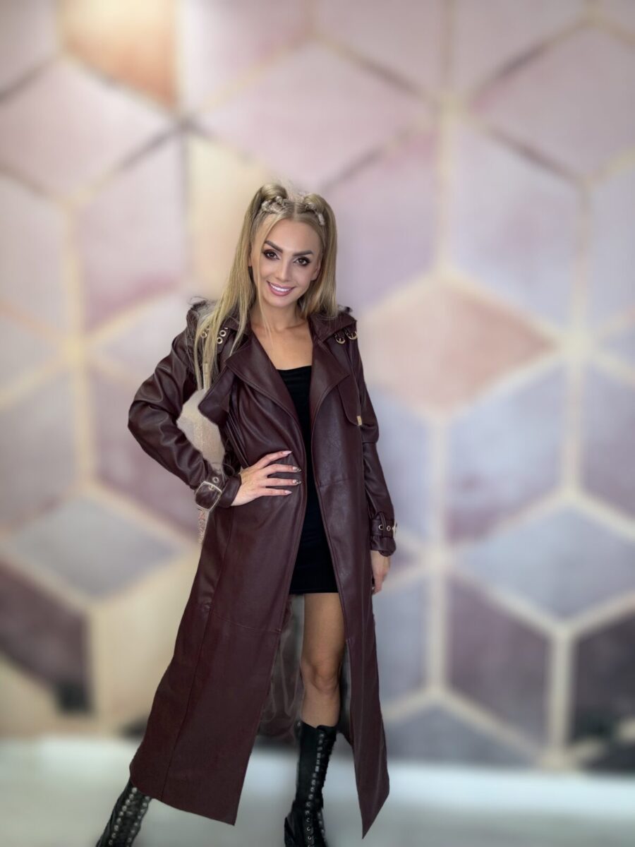 image00021-2.jpeg Damski płaszcz z EKO skóry bordo - obrazek 1