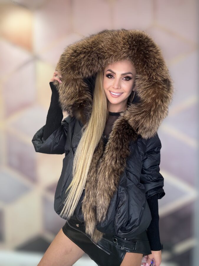 image00079.jpeg Kurtka z naturalnym futrem czarny - obrazek 1