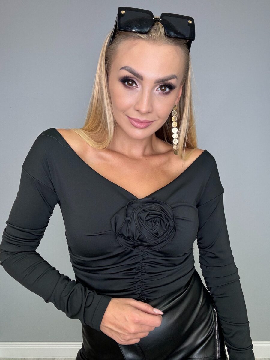 Body czarne z różą (z kwiatem) LA DIVA - obrazek 1