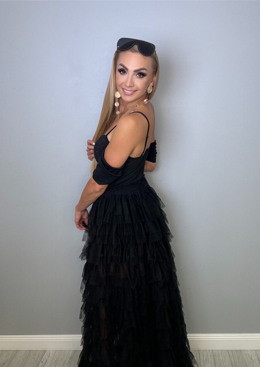 Luksusowy kombinezon z trenem bogato zdobiony - obrazek 5