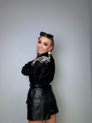 Fantastyczna czarna koszula z Bogatymi Zdobieniami - obrazek 5