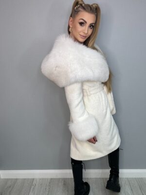 Luksusowe Futro z Alcantary z Białym Futrem - obrazek 6