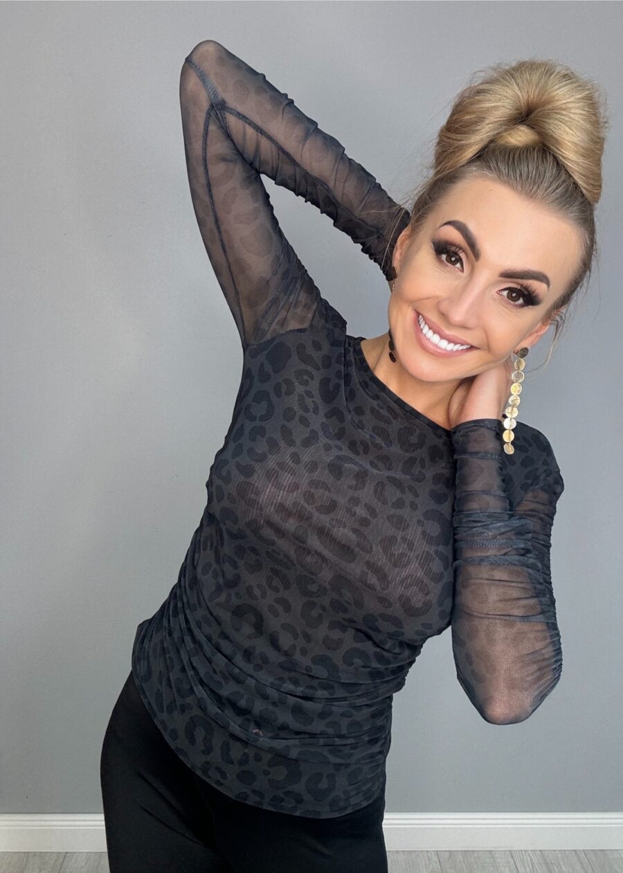 Siatka grafitowa w panterkę z marszczeniami na rękawach - obrazek 5