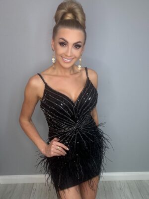 Luksusowa Sukienka z Piórami Strusia - obrazek 2