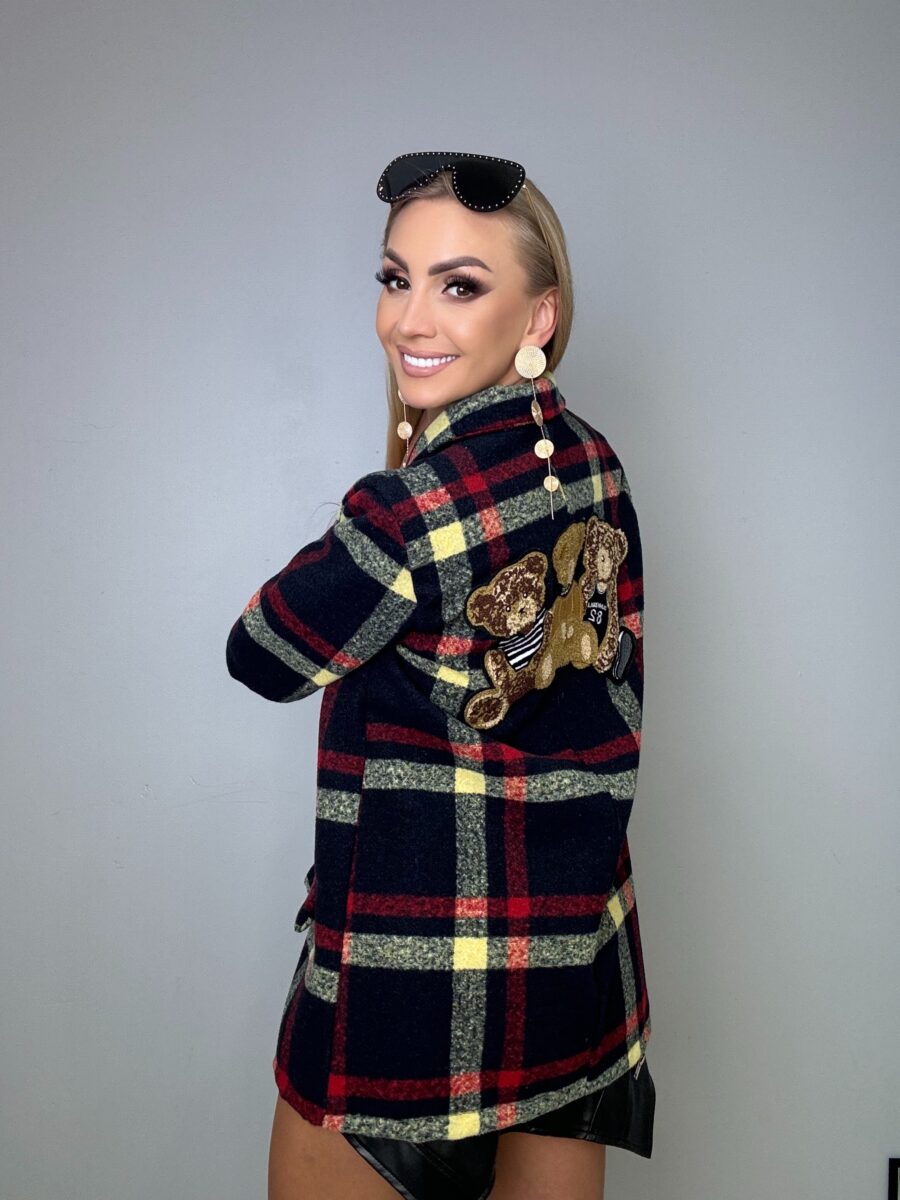 Płaszcz w Kratę - Wiosenne Must-Have - obrazek 5