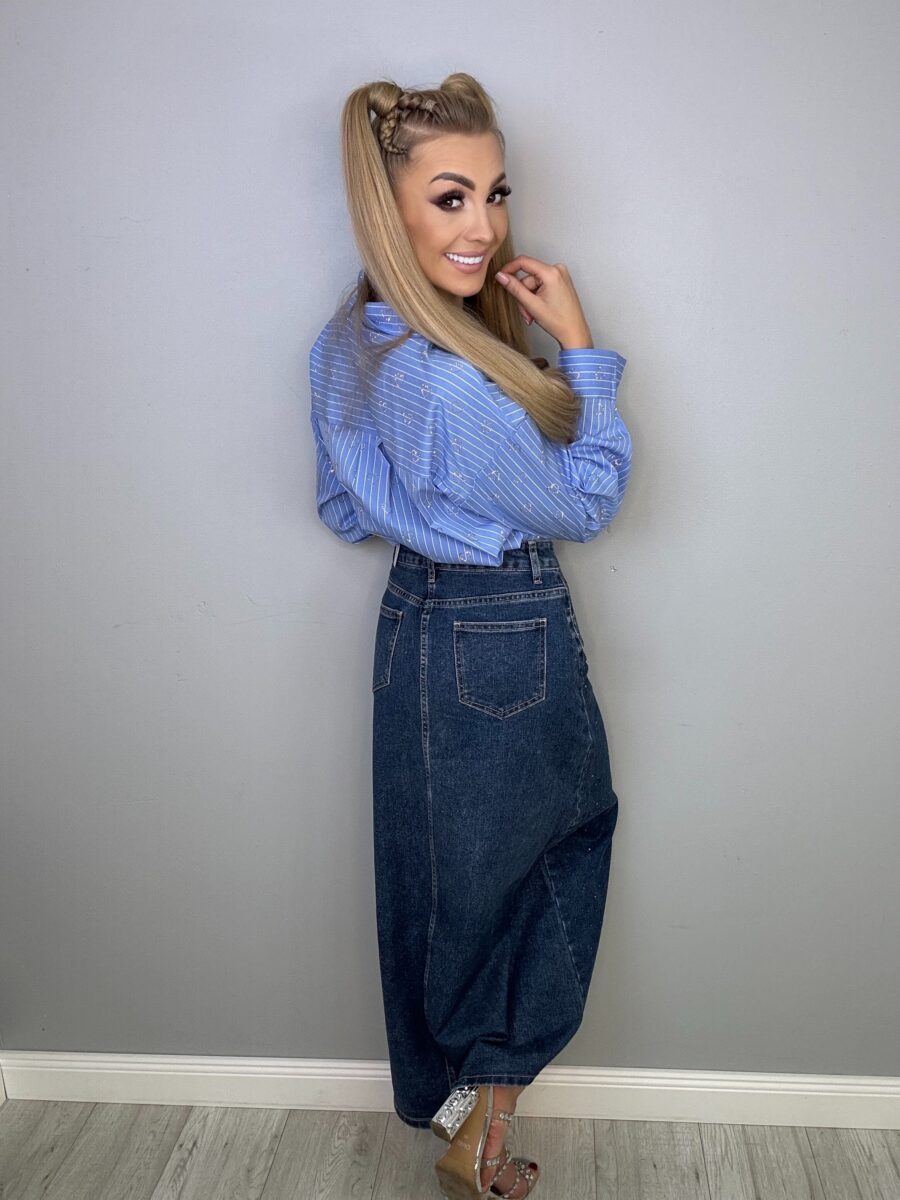 Jeansowa spódnica maxi z rozcięciem i zdobieniami - obrazek 15