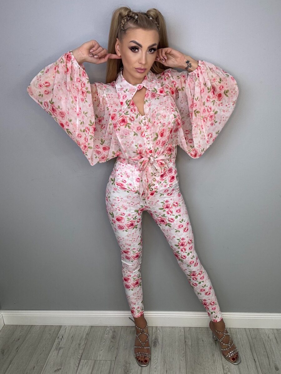 Elegancki komplet w romantycznym kwiatowym wydaniu - obrazek 6