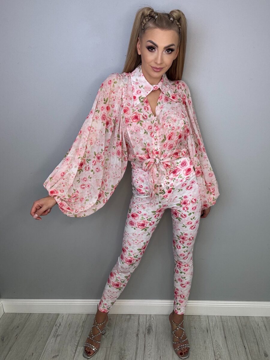 image00113 Elegancki komplet w romantycznym kwiatowym wydaniu - obrazek 1