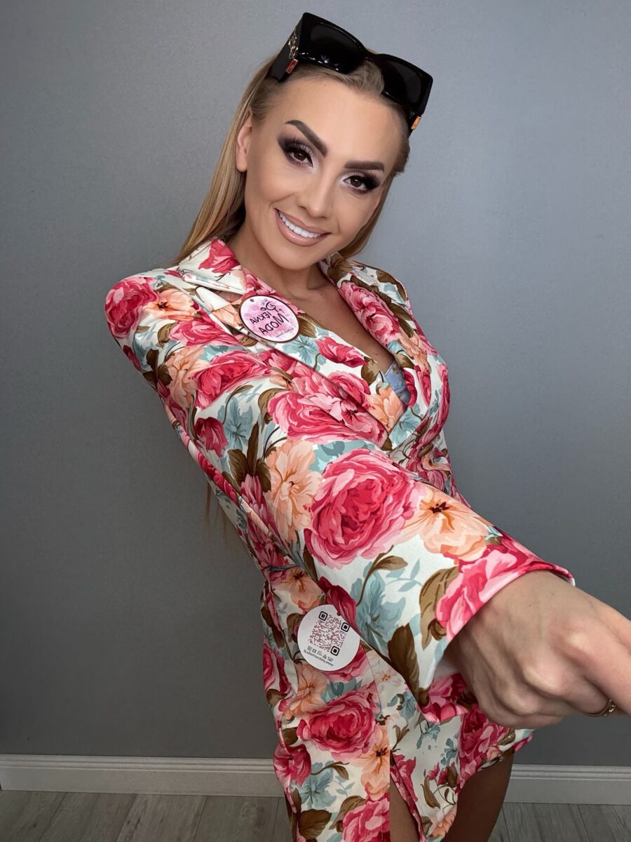 Elegancki komplet marynarka + spódniczko-spodenki w kwiatowy wzór 1 - obrazek 5