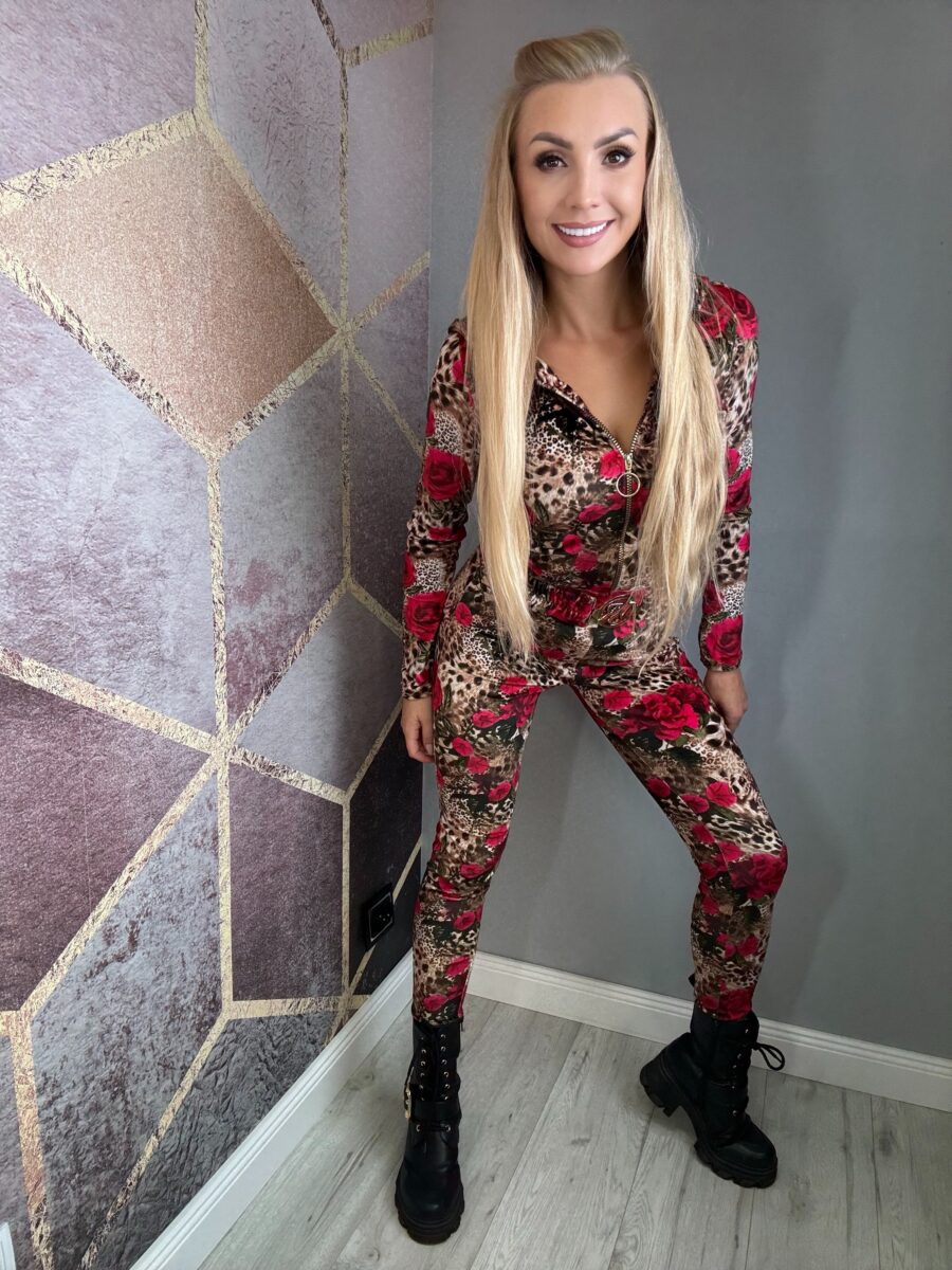 Kombinezon długi welurowy kwiatowy czerwone VASARI - obrazek 6