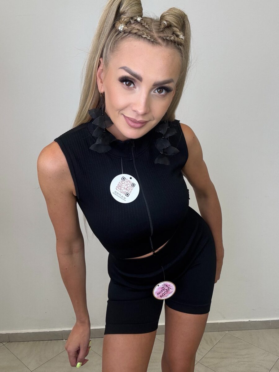 Czarny komplet sportowy premium prążek - obrazek 2