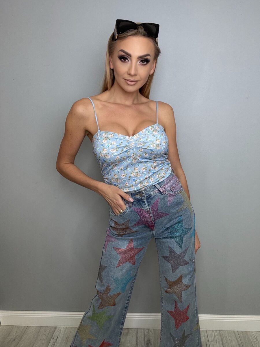 Body w kwiaty baby blue z usztywnianą miseczką - obrazek 4